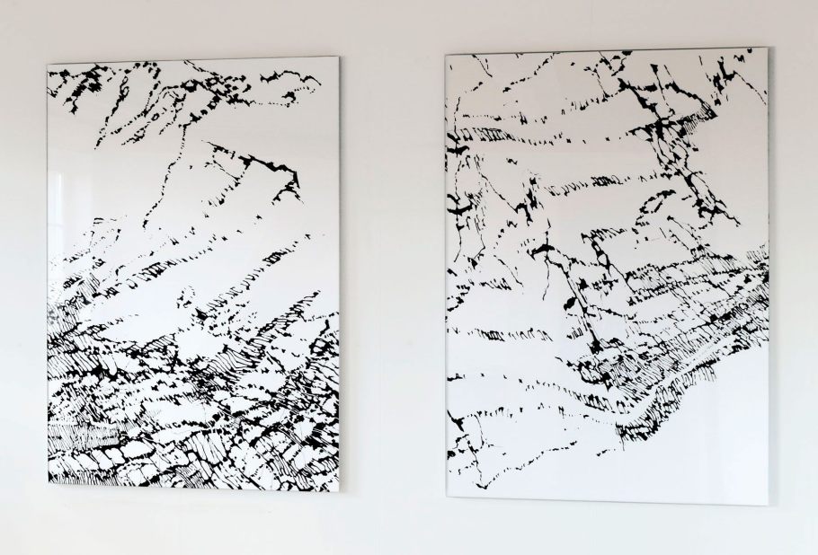01_blunier_brennweite-no-01-02_zeichnung-auf-plexiglas_2015